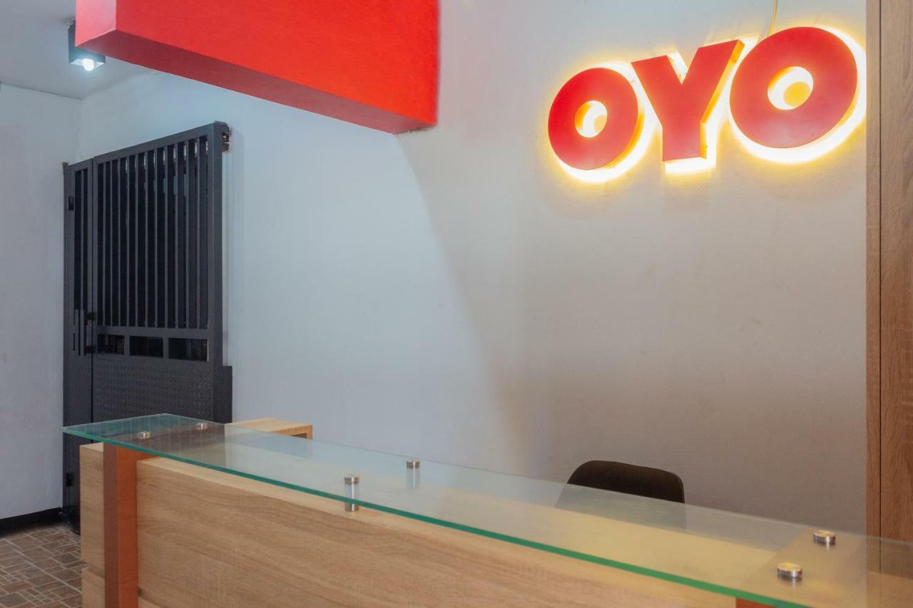 Oyo 649 K68 Residence Джакарта Екстериор снимка
