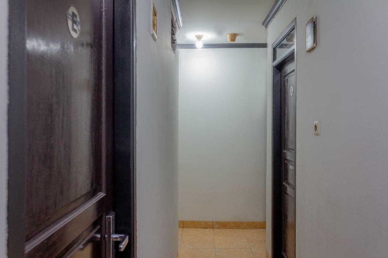 Oyo 649 K68 Residence Джакарта Екстериор снимка