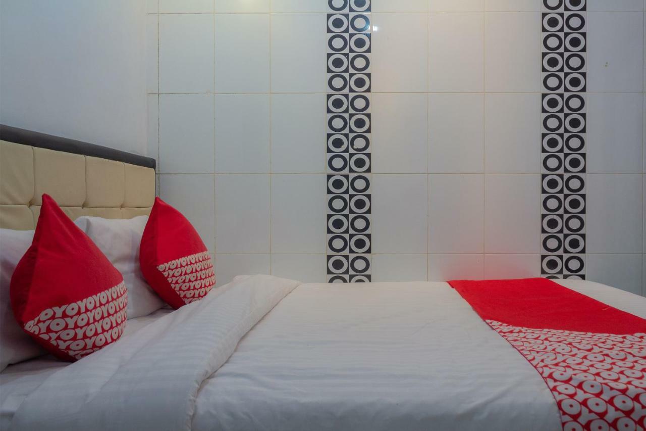 Oyo 649 K68 Residence Джакарта Екстериор снимка