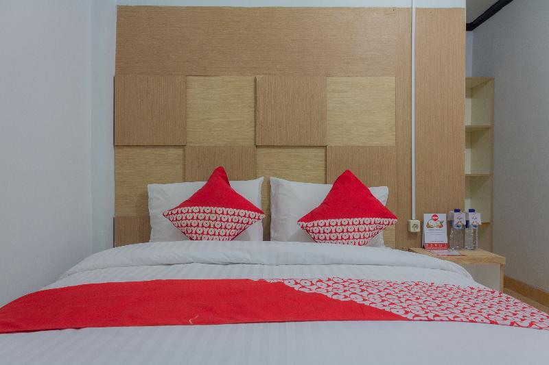 Oyo 649 K68 Residence Джакарта Екстериор снимка